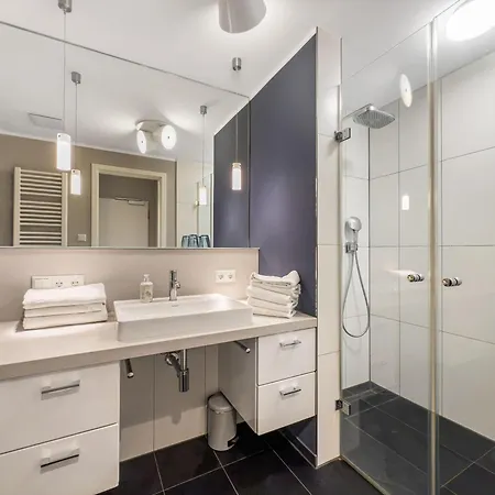 Objekt-nr 196 - Priwall - Fliegerweg * ליבק